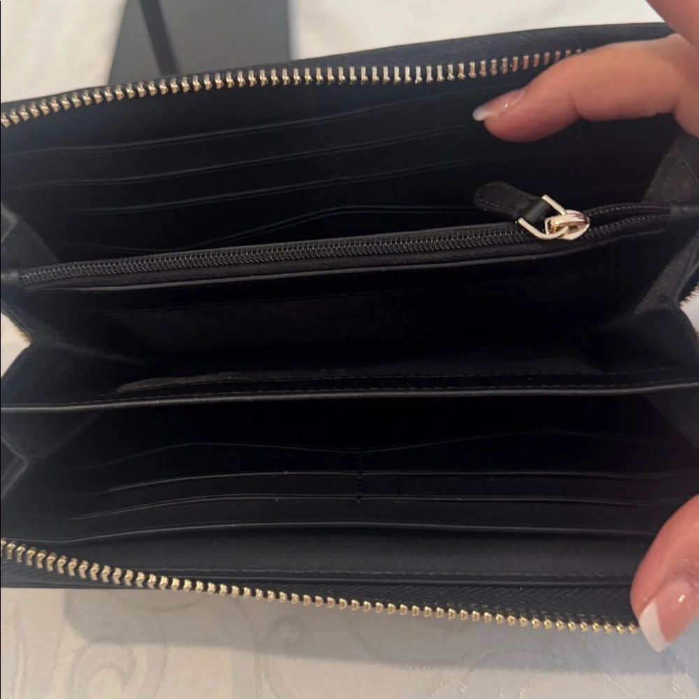 ♠️Kate Spade Black NY Staci Continental Wallet